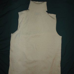 Harve' Benard  Sizs: PS  Color: very light tan